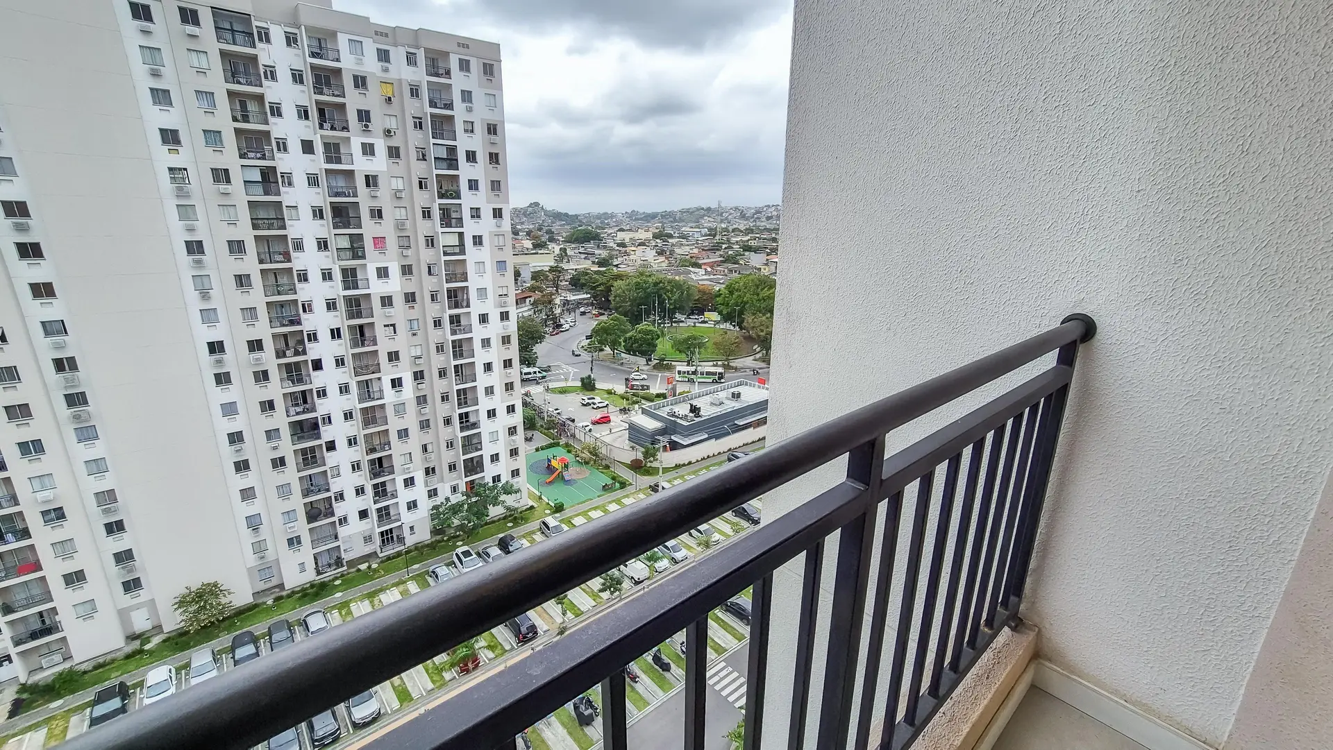 Apartamento com 2 quartos e varanda — photo 45