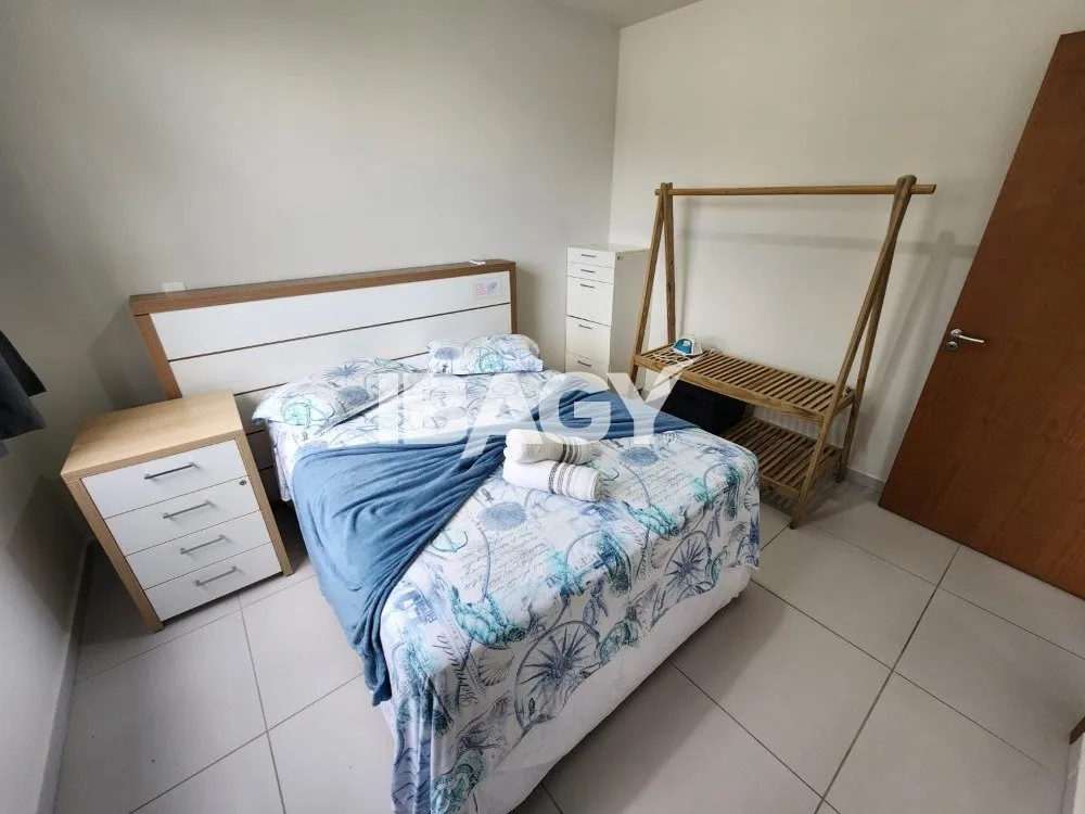Apartamento amueblado con 2 dormitorios y 72 m² — photo 13