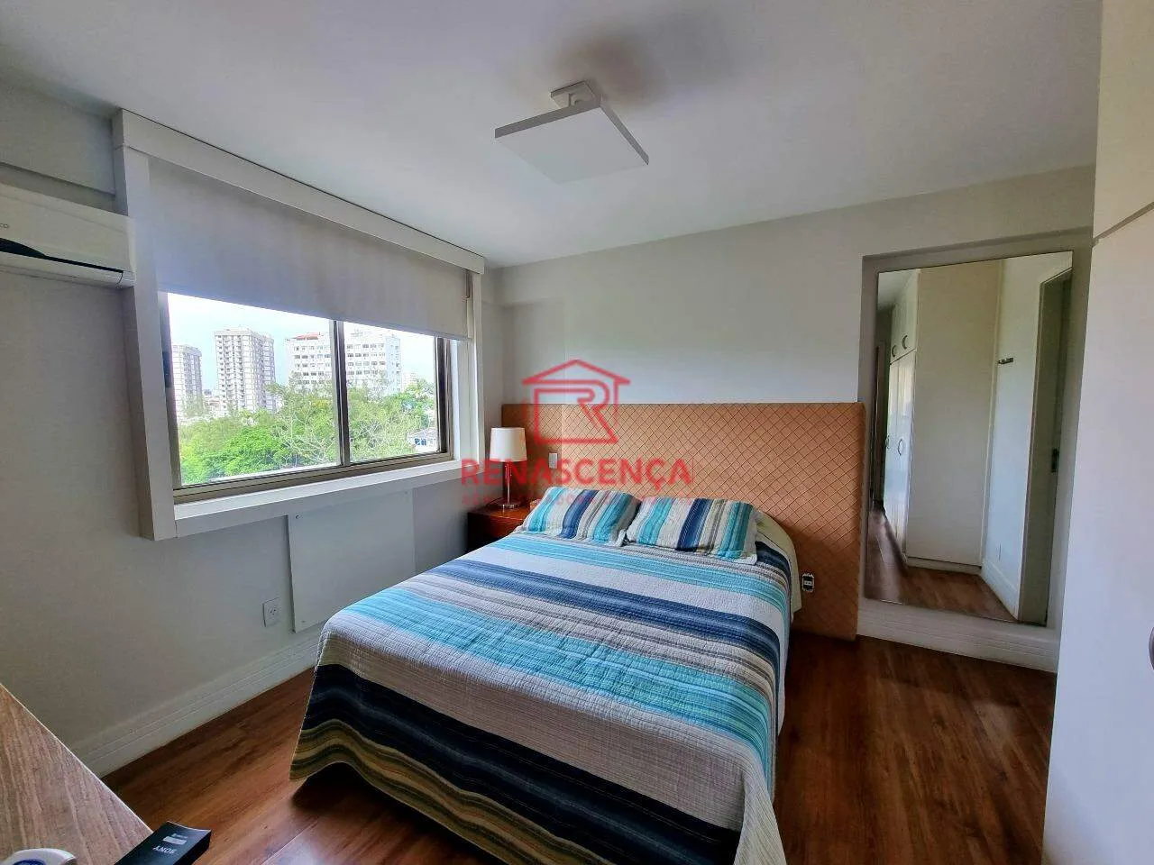 Furnished apartment with 3 bedrooms, 4 bathrooms and 2 parking — photo 14