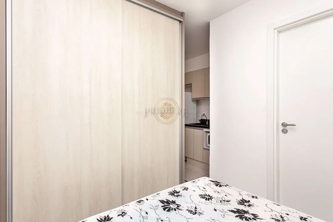 Furnished studio, 22 m², with a home office — photo 4