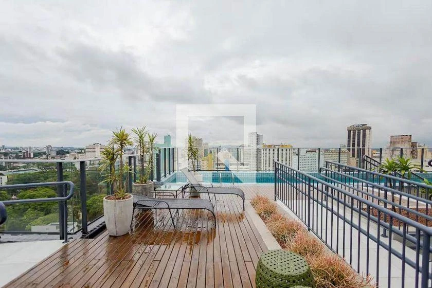 One-bedroom apartment with a home office in Curitiba — photo 28
