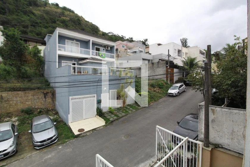 200 m² apartment with 3 en-suite bedrooms and balcony — photo 23
