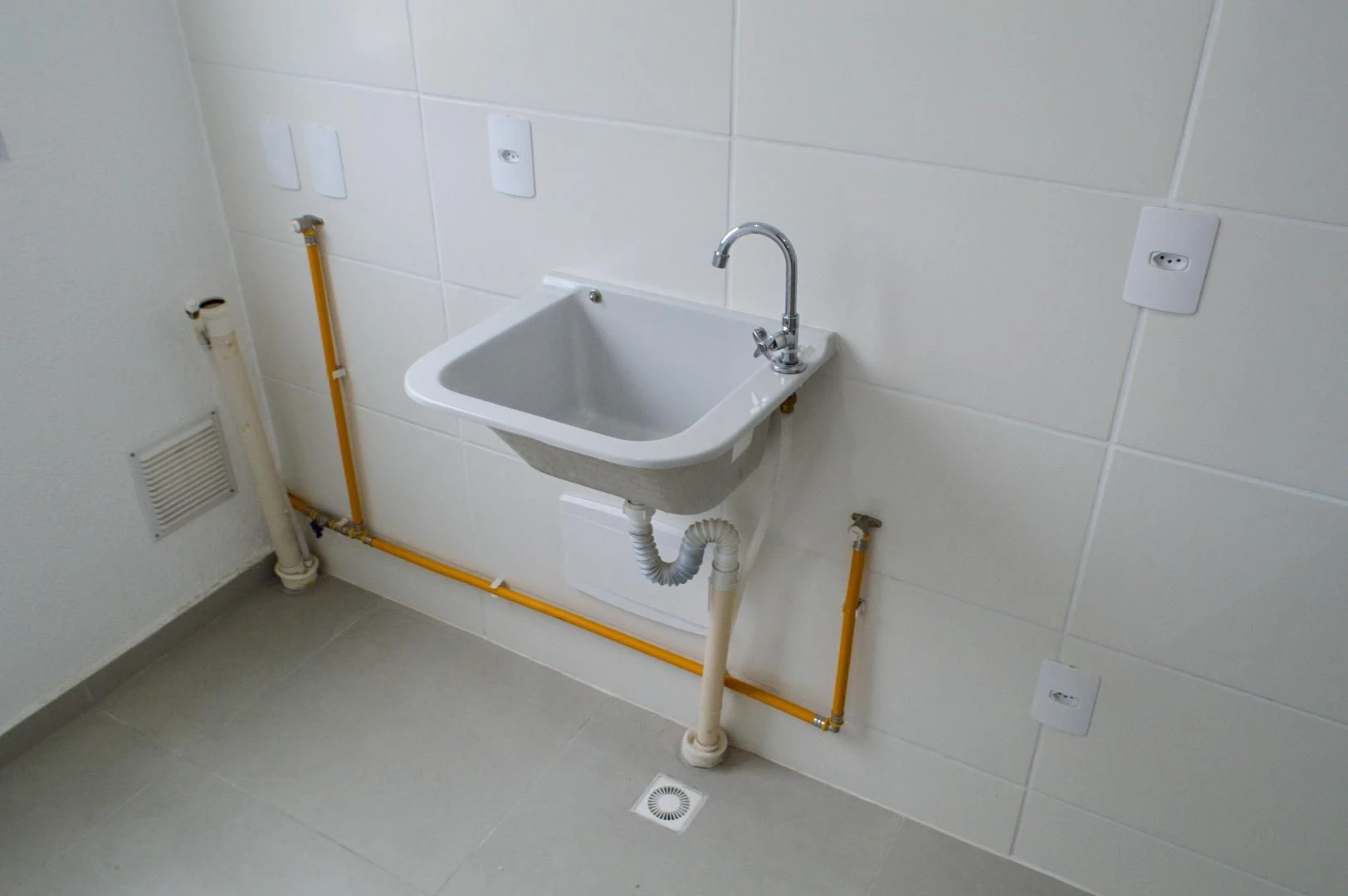 Mountain view in a 2-bedroom apartment, 52 m² — photo 4