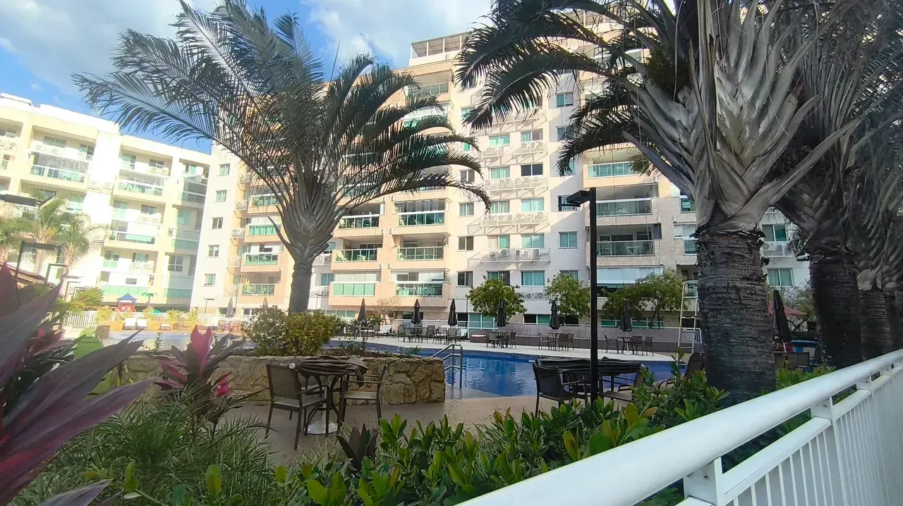 86 m² unfurnished apartment with 3 bedrooms and open-plan kitchen — photo 11