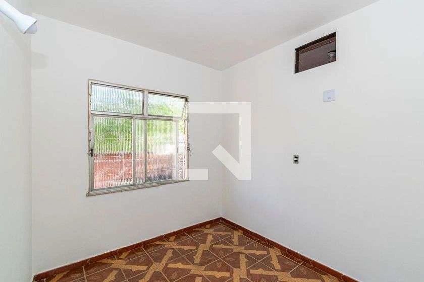 Unfurnished house with 2 bedrooms and 1 bathroom — photo 3