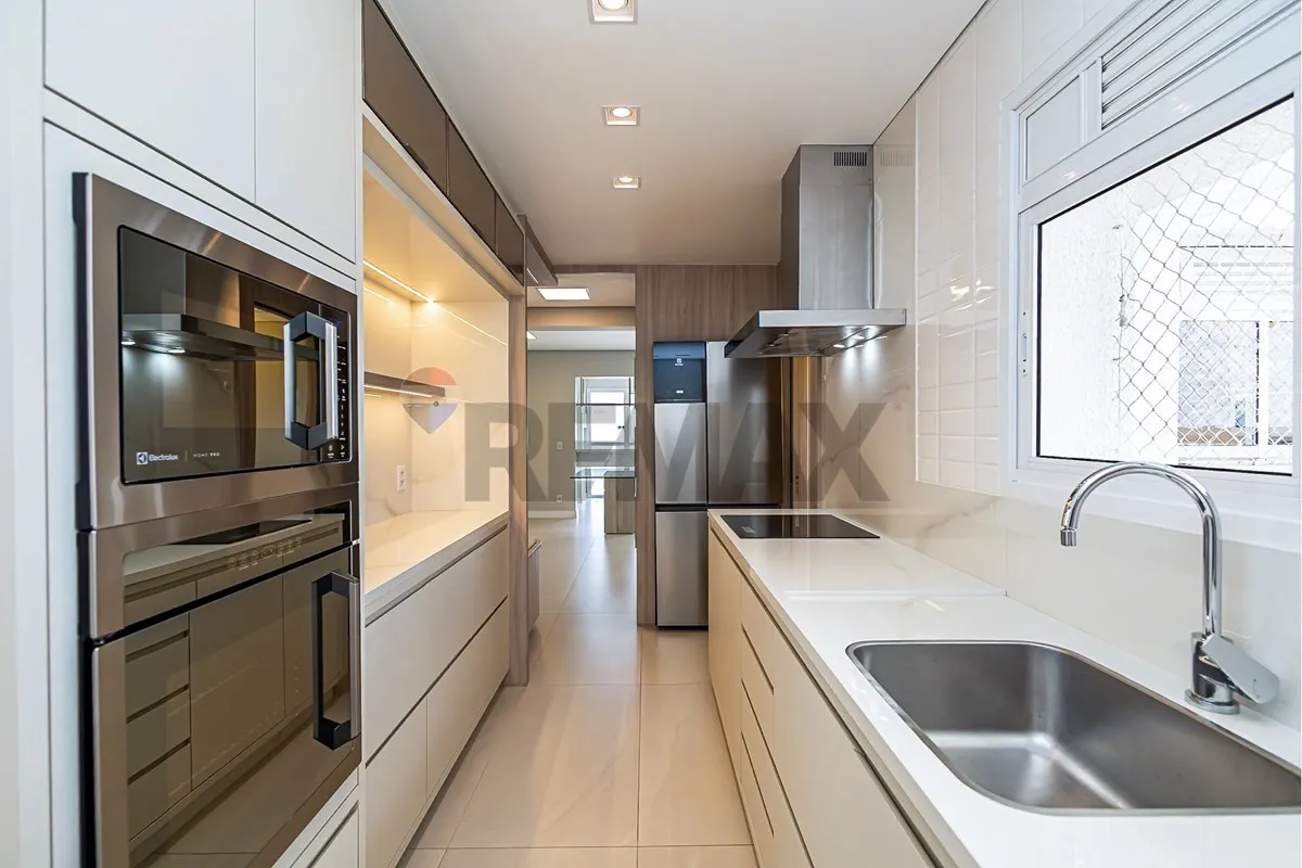 Furnished apartment with 2 bedrooms and 2 parking spaces, 195 m² — photo 15