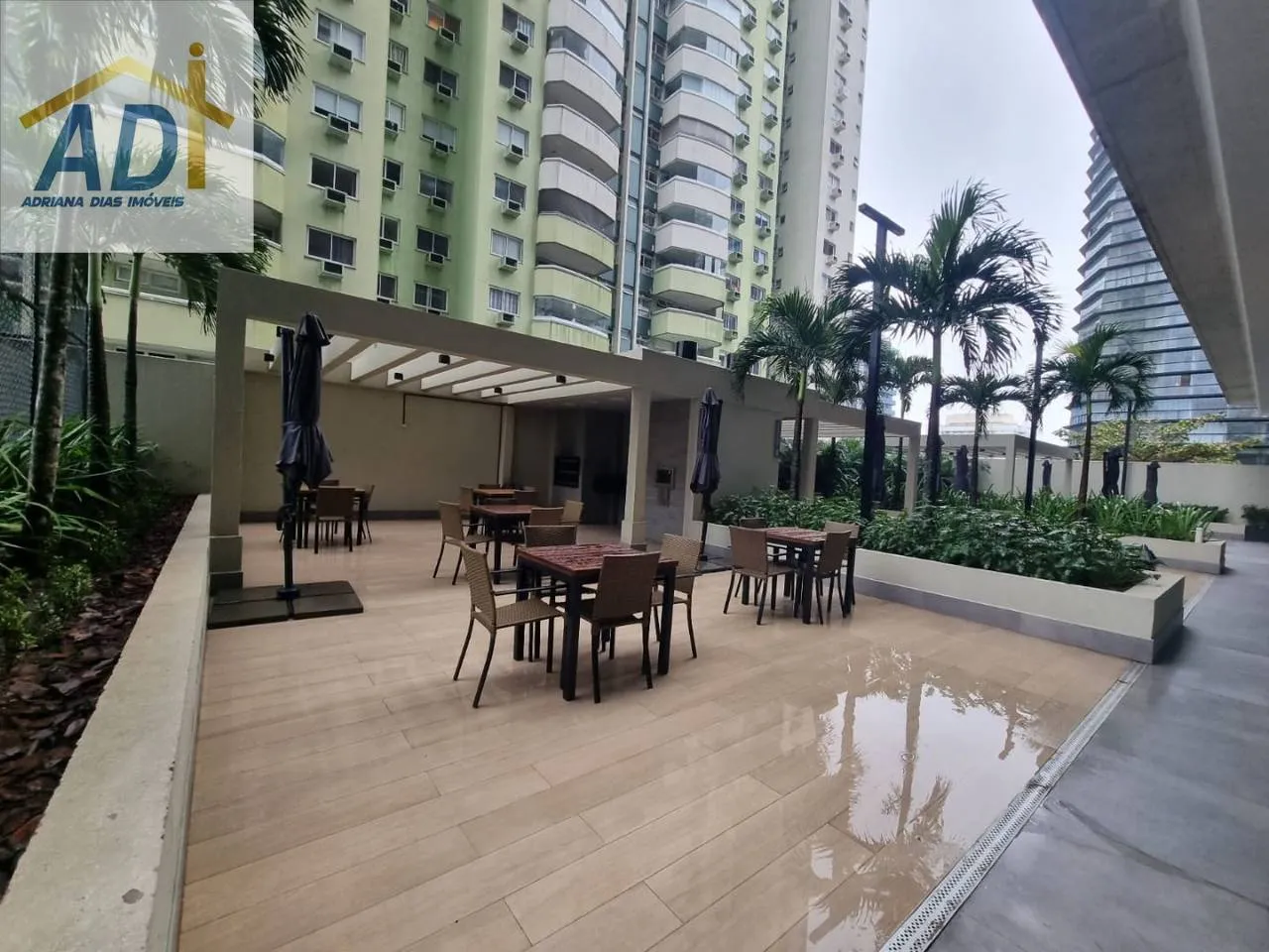 Furnished duplex penthouse with 2 bedrooms and 172 m² — photo 35