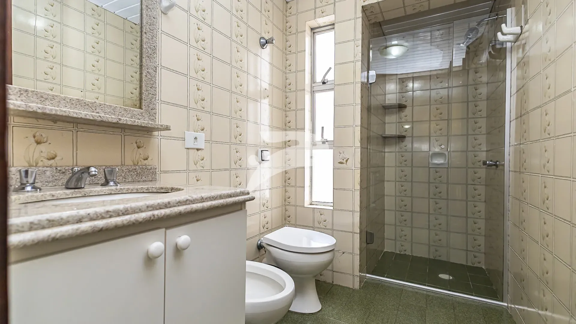 One-bedroom apartment with a washing machine in Curitiba — photo 5