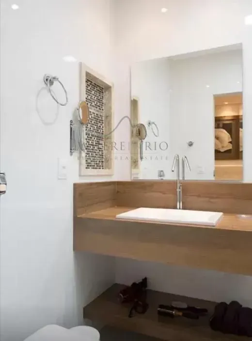 Apartamento mobiliado reformado com 2 quartos e 3 banheiros — photo 19
