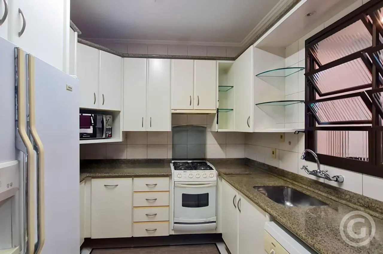 Apartamento mobiliado 132 m² com 2 quartos e 2 vagas — photo 2