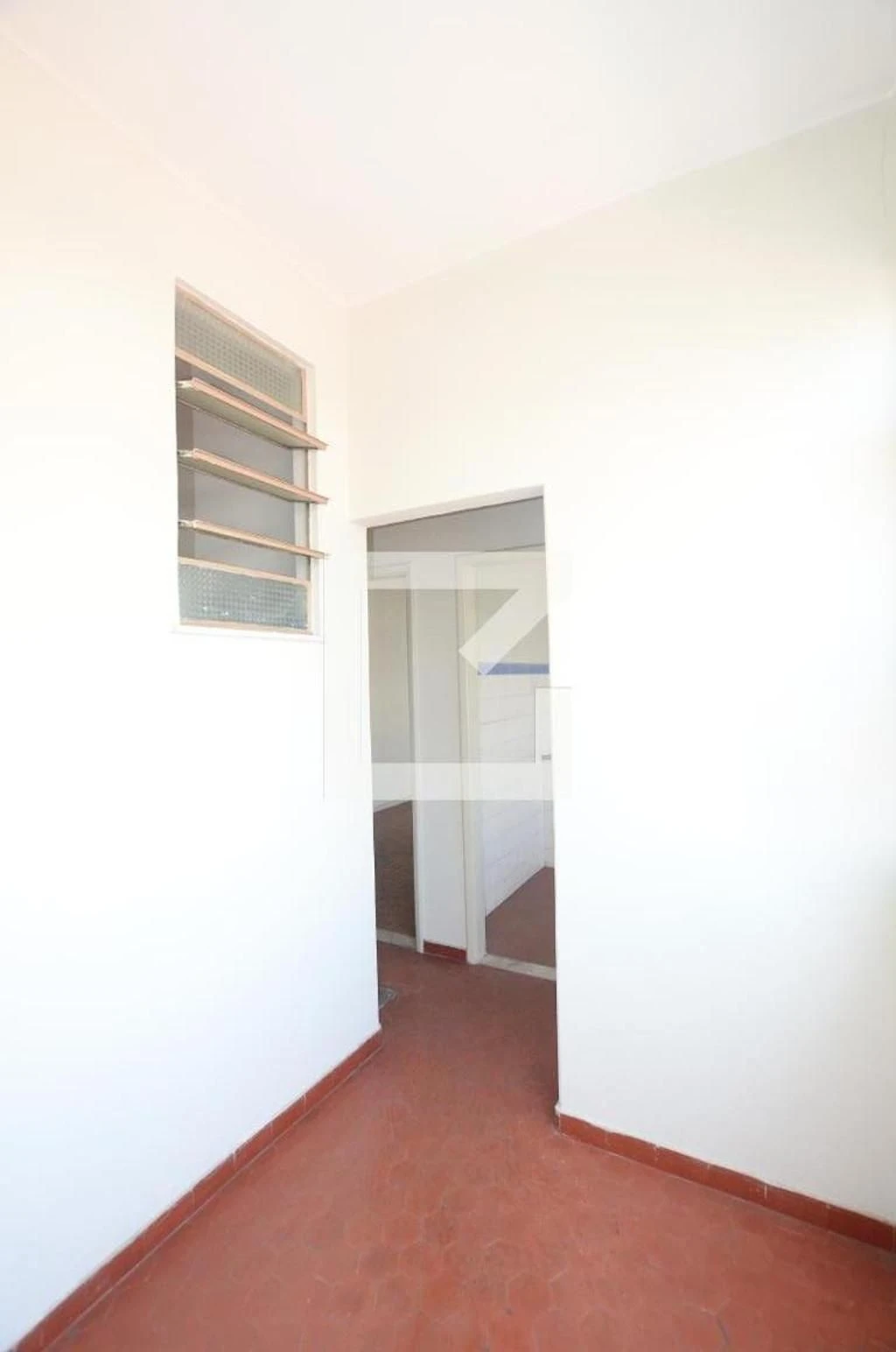 Rental apartment with 2 bedrooms and 1 bathroom — photo 37