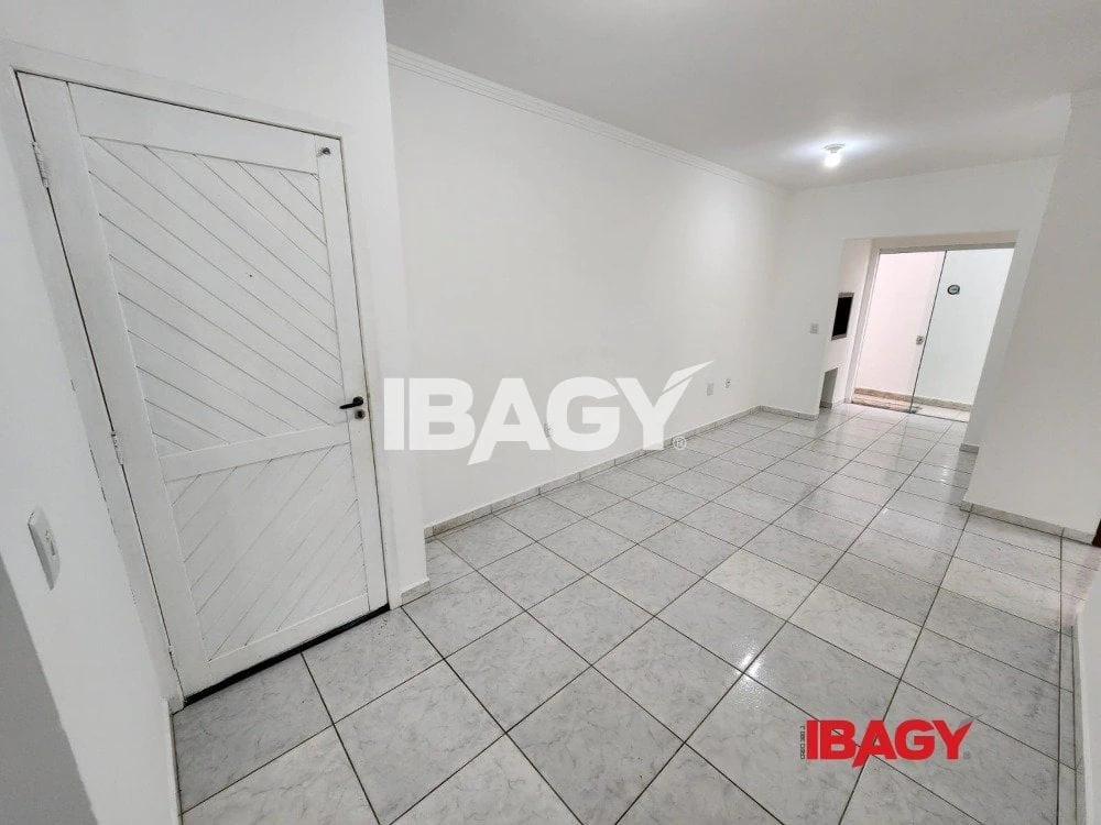 Parrilla privada y 2 dormitorios: departamento de 55 m² — photo 3