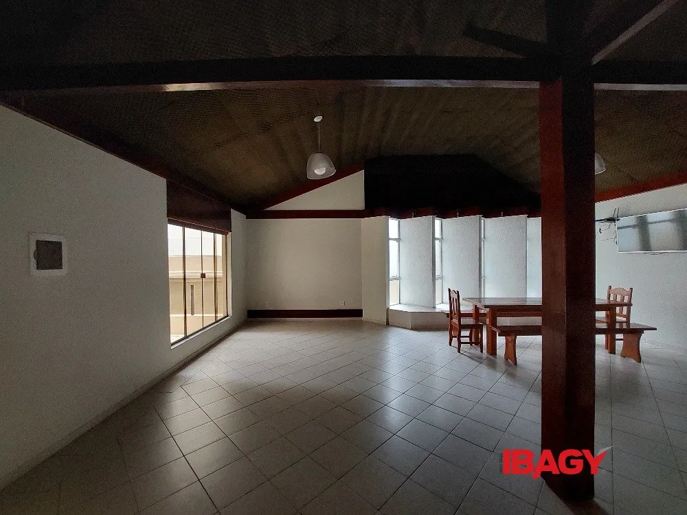 Departamento amueblado, 96 m², con vista al agua — photo 41