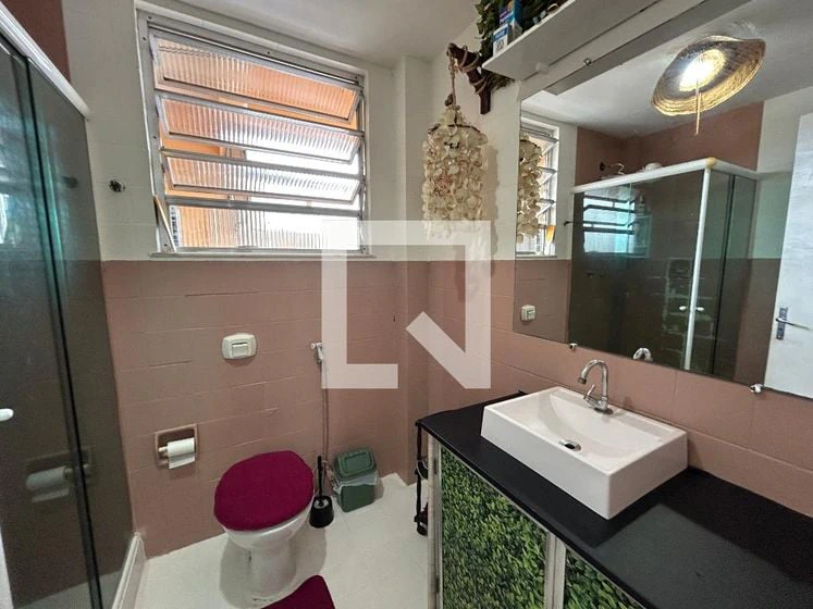3-bedroom apartment with a washing machine — photo 12