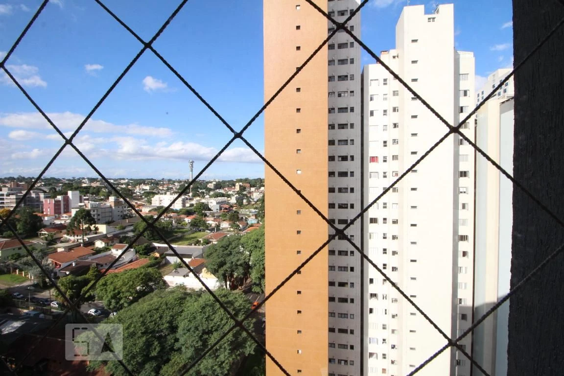 2-bedroom apartment with a home office in Curitiba — photo 9
