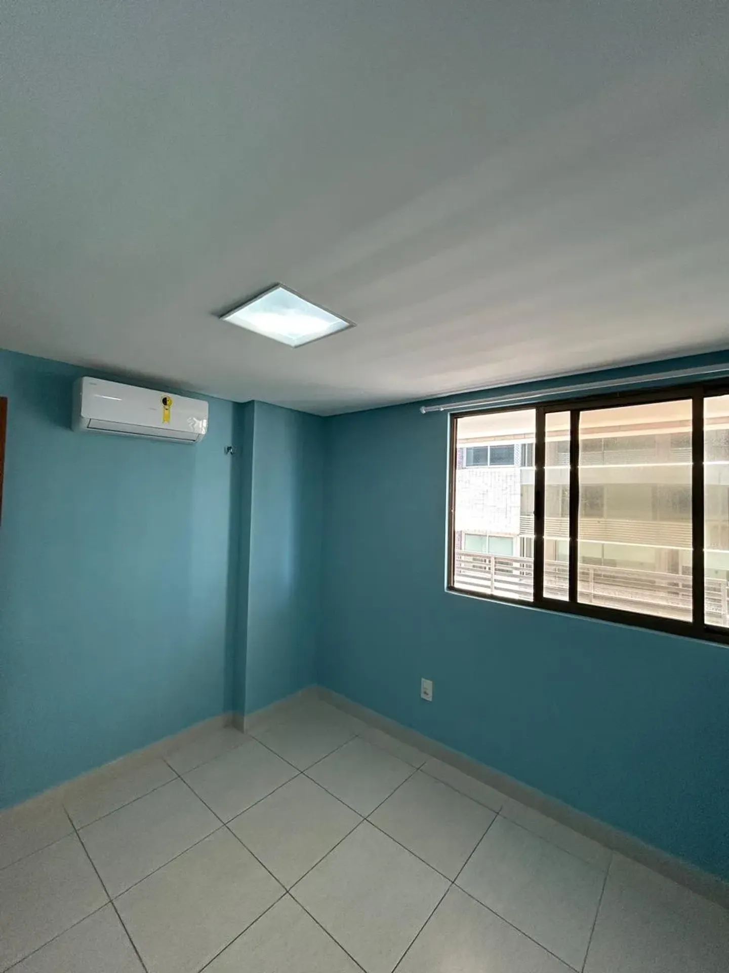 2-bedroom apartment in a building with a sauna — photo 19
