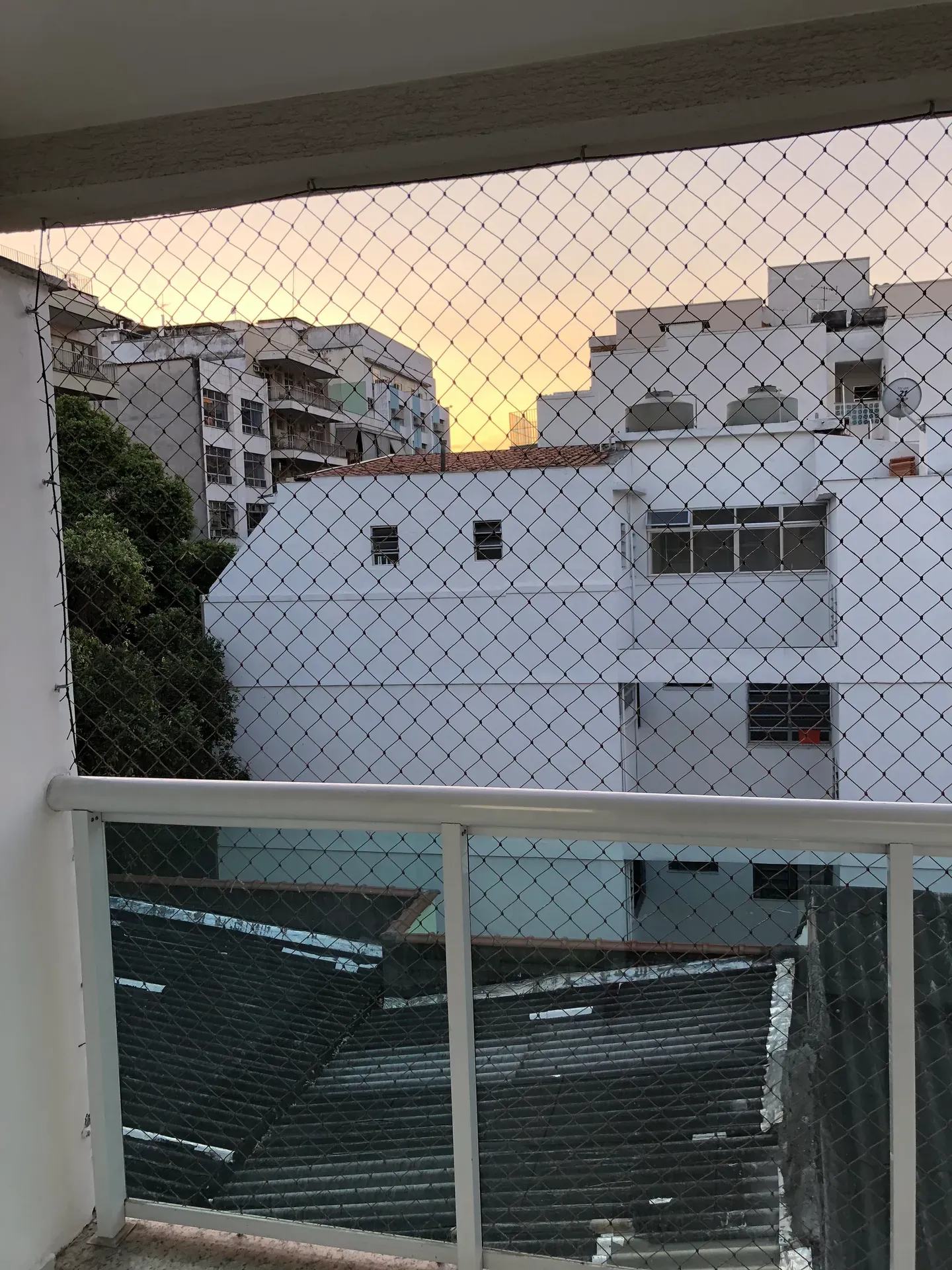 2-bedroom apartment in a building with a gym