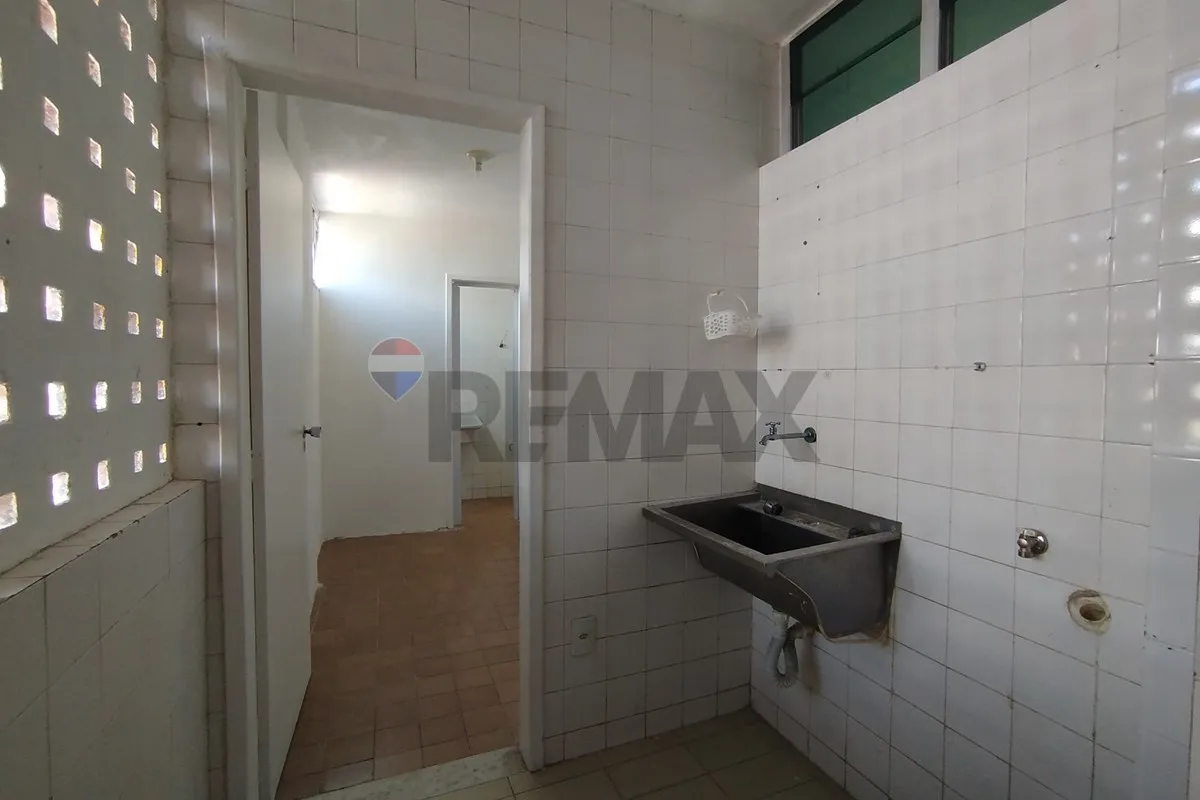 3-bedroom apartment with a closed kitchen and 160 m² — photo 30