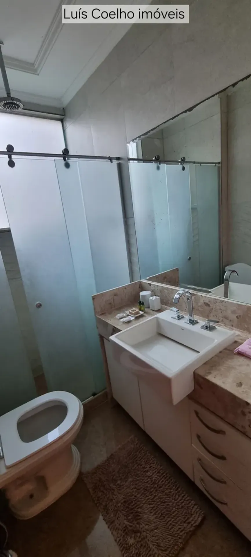 Furnished 65 m² apartment with city view — photo 22