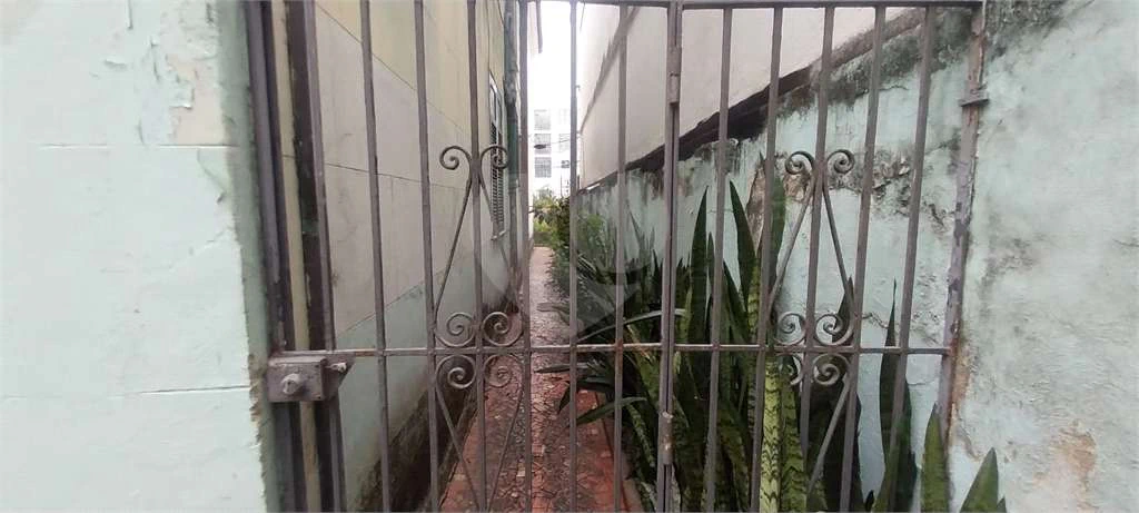 Furnished house with 6 bedrooms and a balcony — photo 25