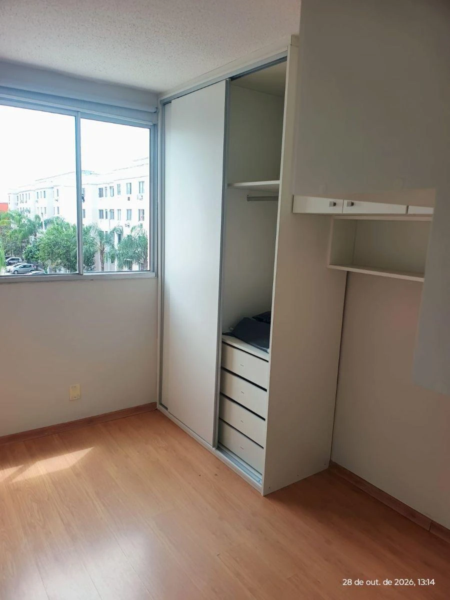 Furnished apartment, 45 m², with a glass-enclosed balcony — photo 3
