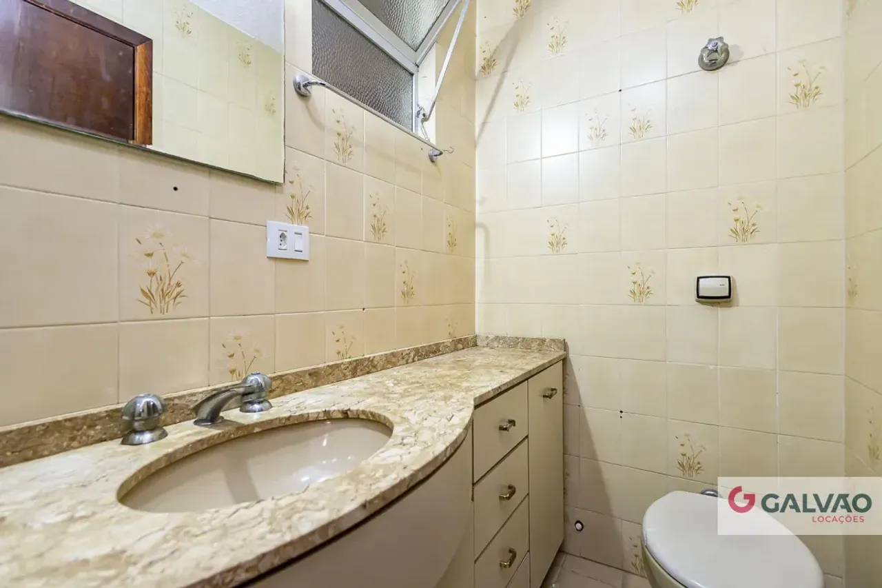 Ground-floor 108 m² apartment with 3 bedrooms and closed kitchen — photo 17