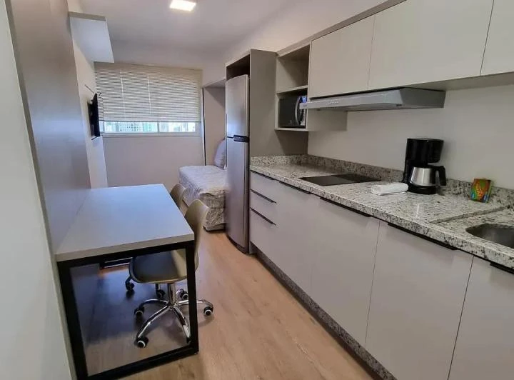 Furnished 45 m² apartment on the 18th floor, no parking — photo 6