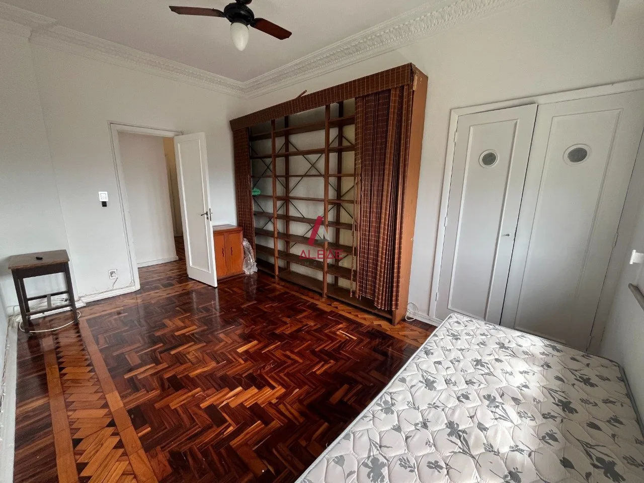 3-bedroom apartment with glassed-in balcony windows — photo 6