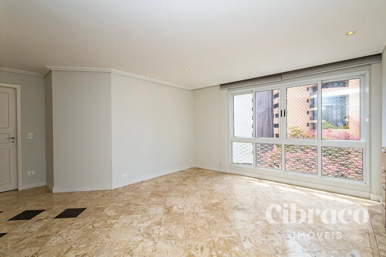 Apartamento de 3 dormitorios con 205 m² y balcón — photo 4