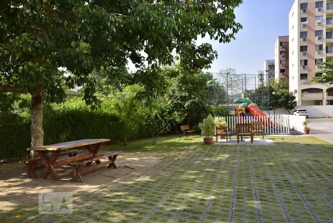 2-bedroom apartment in a building with a pool — photo 43