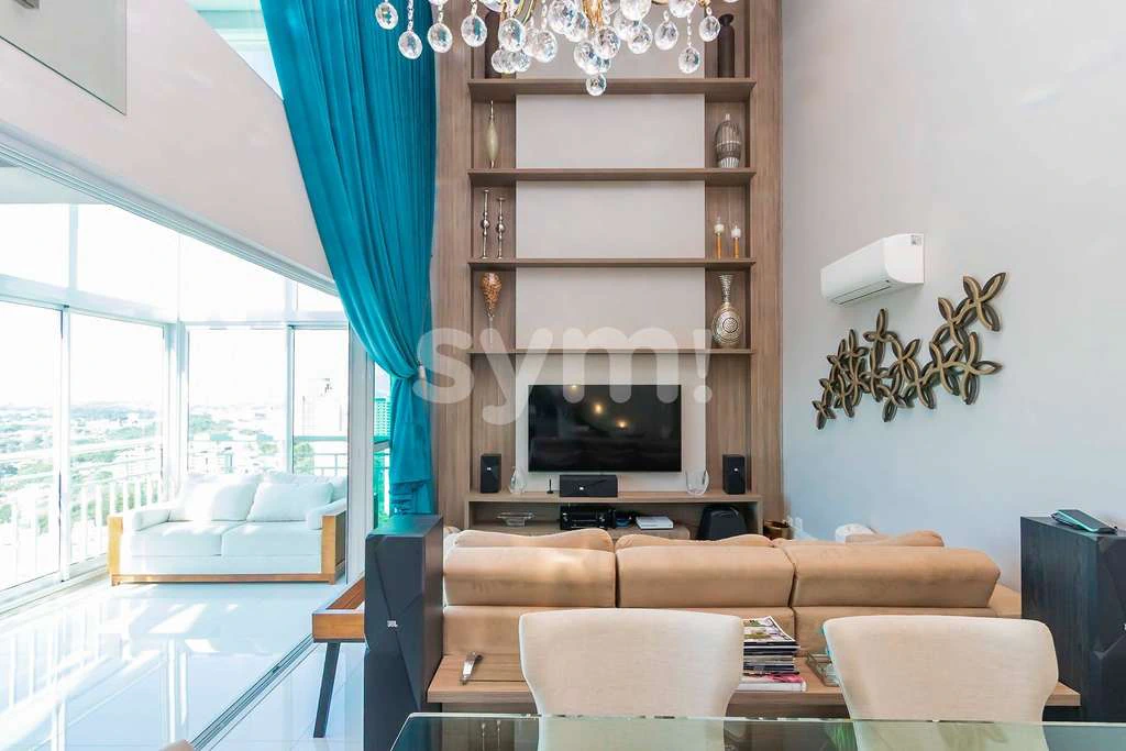 227 m² apartment with 3 en-suites and 3 parking spots — photo 3