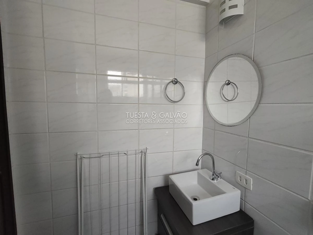 1-bedroom apartment with a separate closed kitchen — photo 6