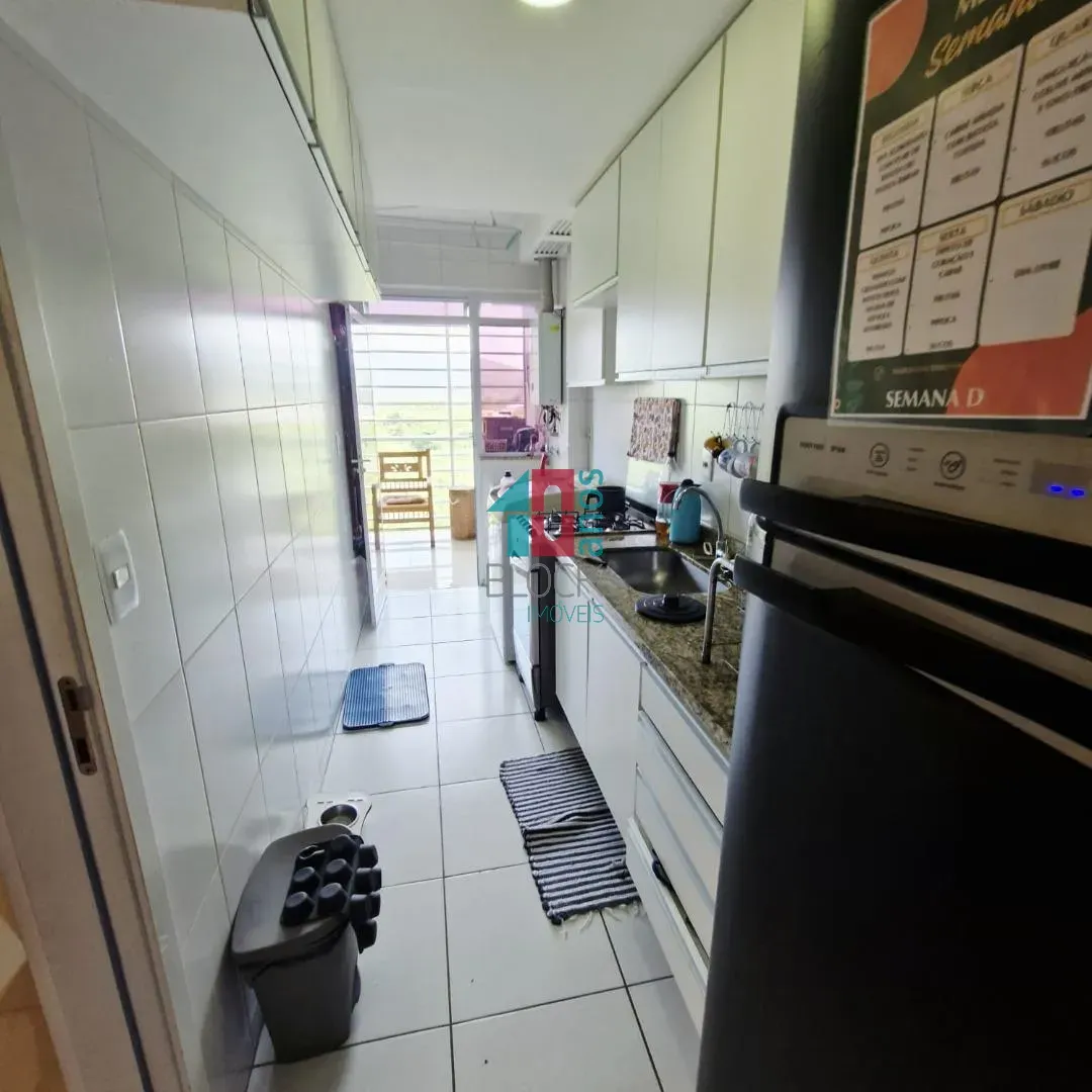 3-bedroom apartment in a building with a gym — photo 33