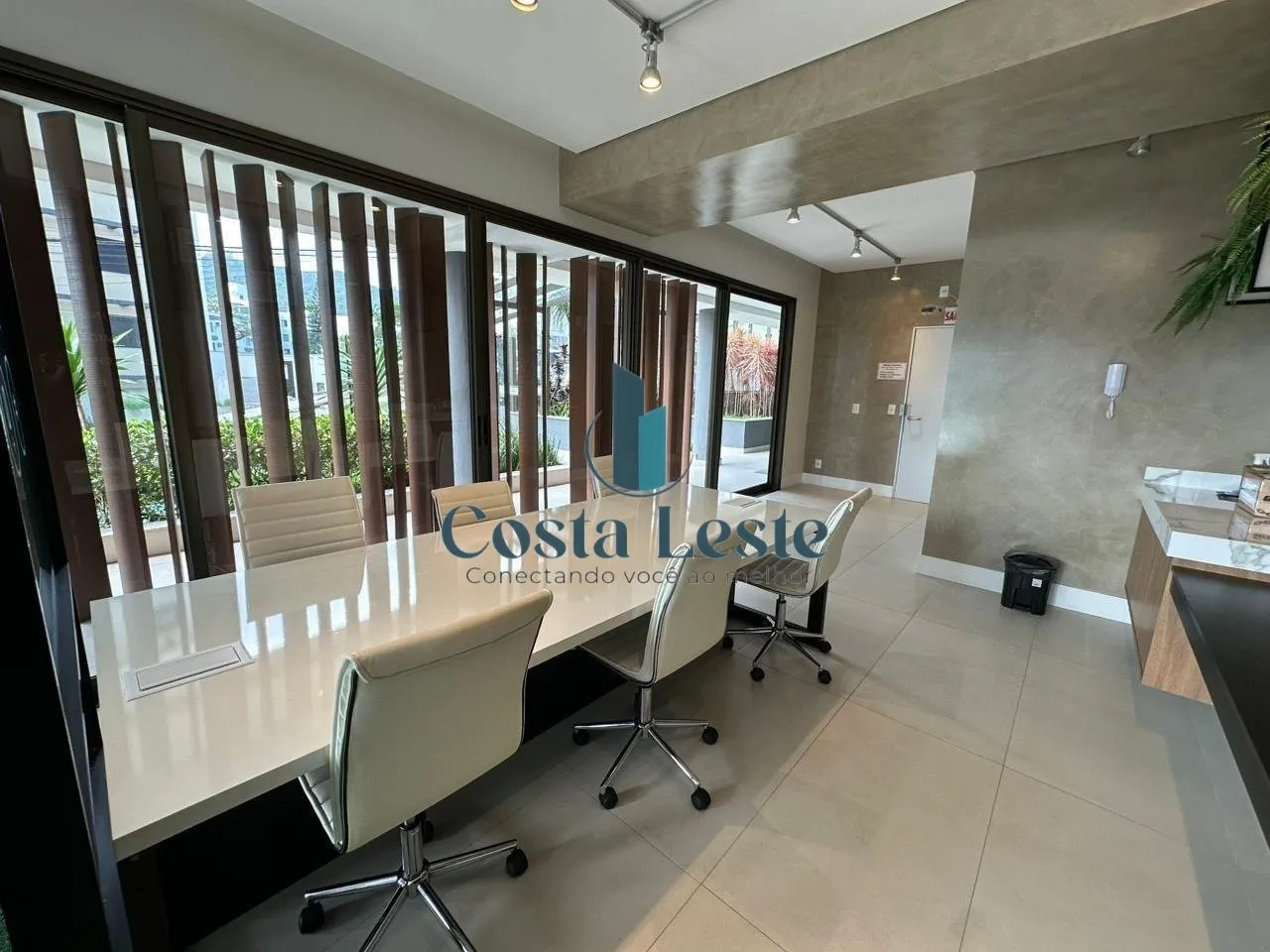 1 quarto e janelas do piso ao teto: apartamento de 60 m² — photo 30