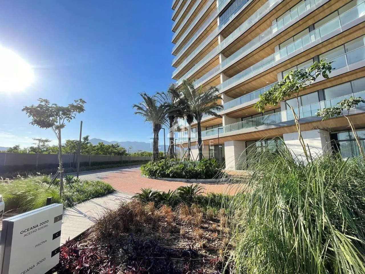 Rental apartment with balcony and 3 bedrooms — photo 65