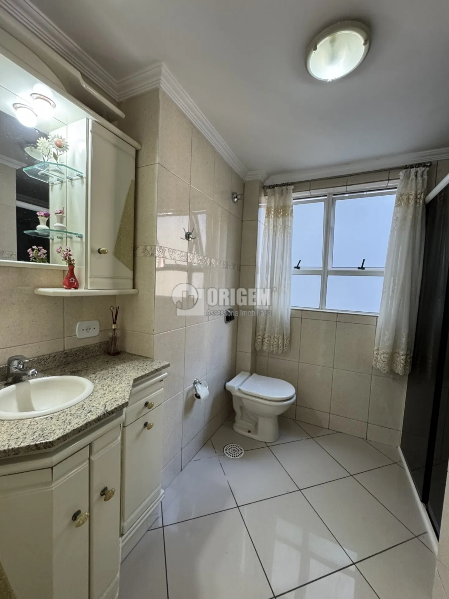 Home office in a 3-bedroom apartment, 124 m² — photo 13