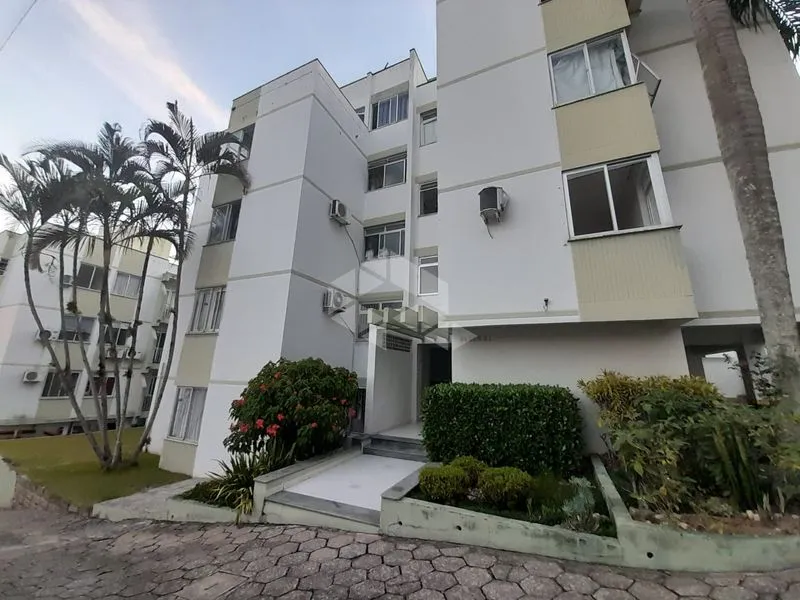 Apartamento de 2 quartos com sacada e área de serviço — photo 25
