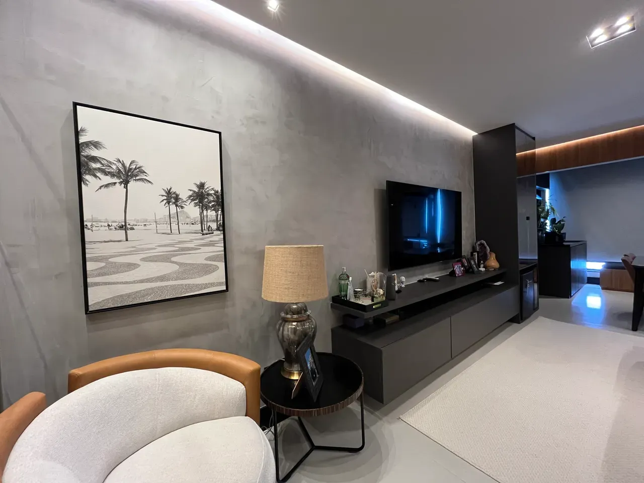 Apartment on the 11th floor with a water view — photo 22