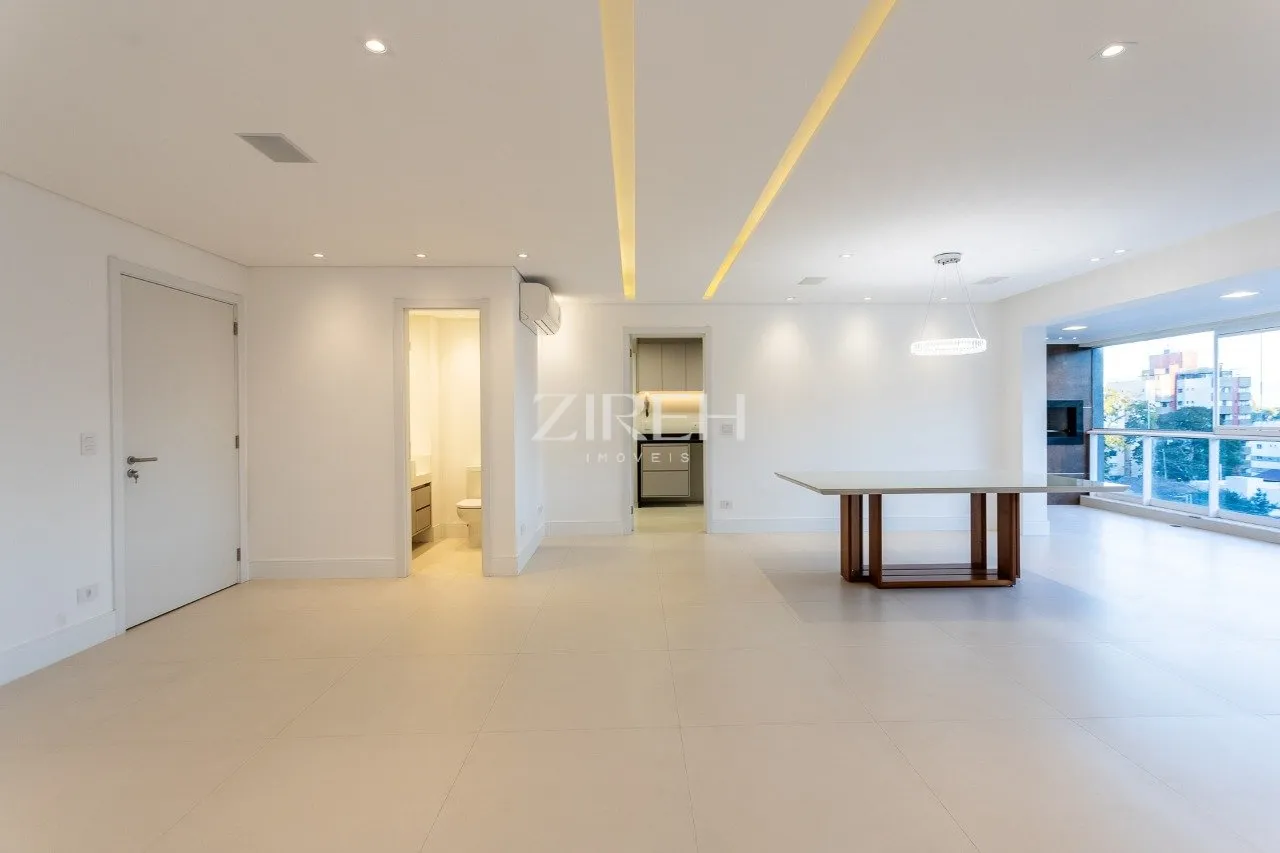 Apartment with 3 en-suite bedrooms and BBQ balcony — photo 5