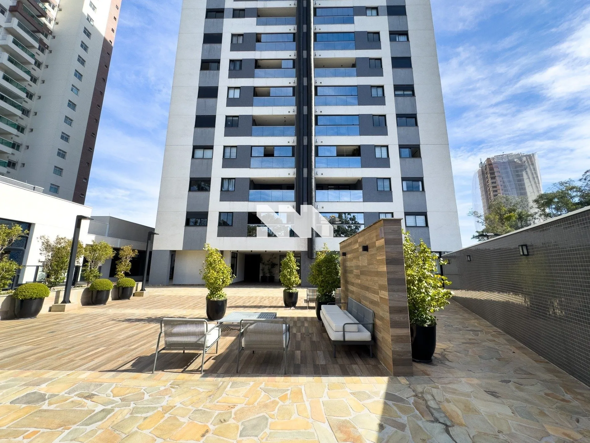Apartamento para locação com 2 dormitórios e 3 banheiros — photo 33