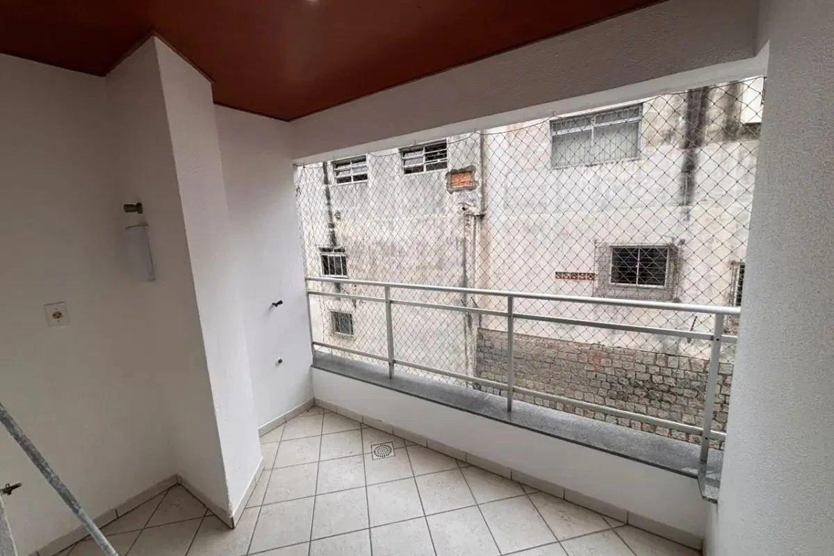 3-bedroom apartment, 1 with its own bathroom, 85 m² — photo 3