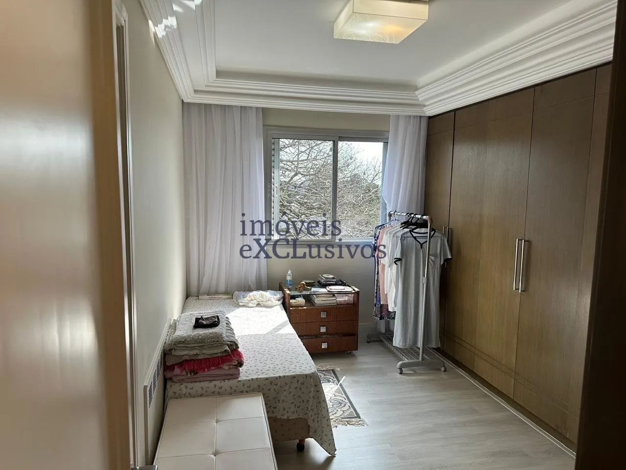 Furnished 4-bedroom apartment with 5 bathrooms — photo 25
