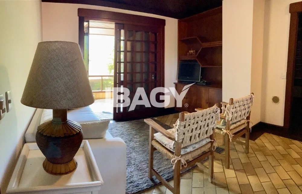 Casa amueblada con 5 dormitorios y 600 m² — photo 11