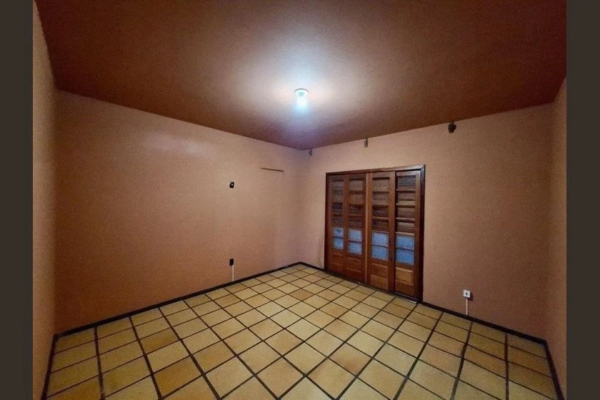 Casa sem mobília com 4 quartos e 3 vagas — photo 9