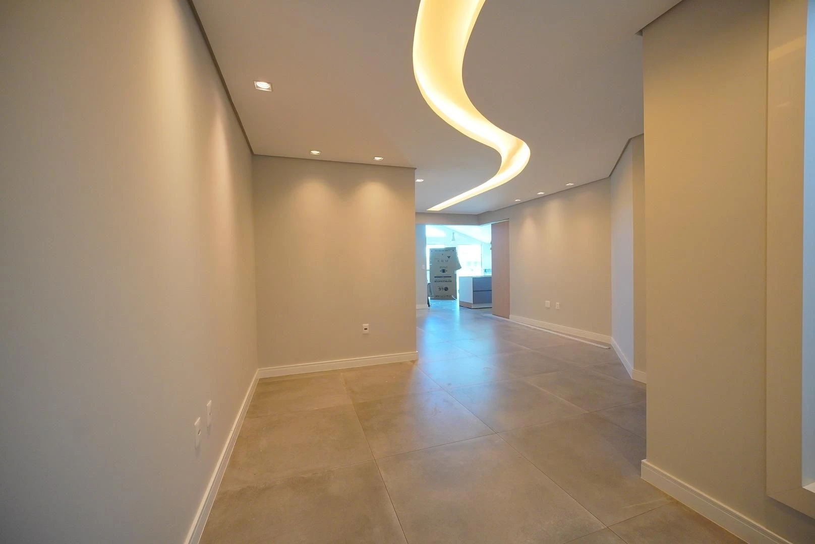 205 m² apartment with a private pool and a jacuzzi — photo 34