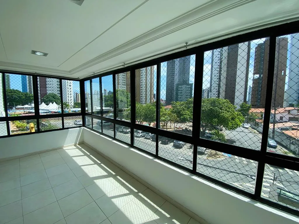 Apartamento com 4 suítes e varanda, 221 m² — photo 5