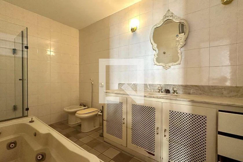 Rental apartment with 3 bedrooms and 190 m² — photo 4