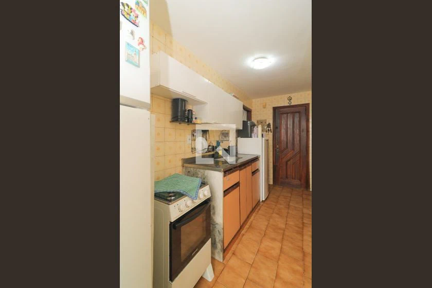 Apartamento de 3 dormitorios, 80 m² y balcón — photo 20