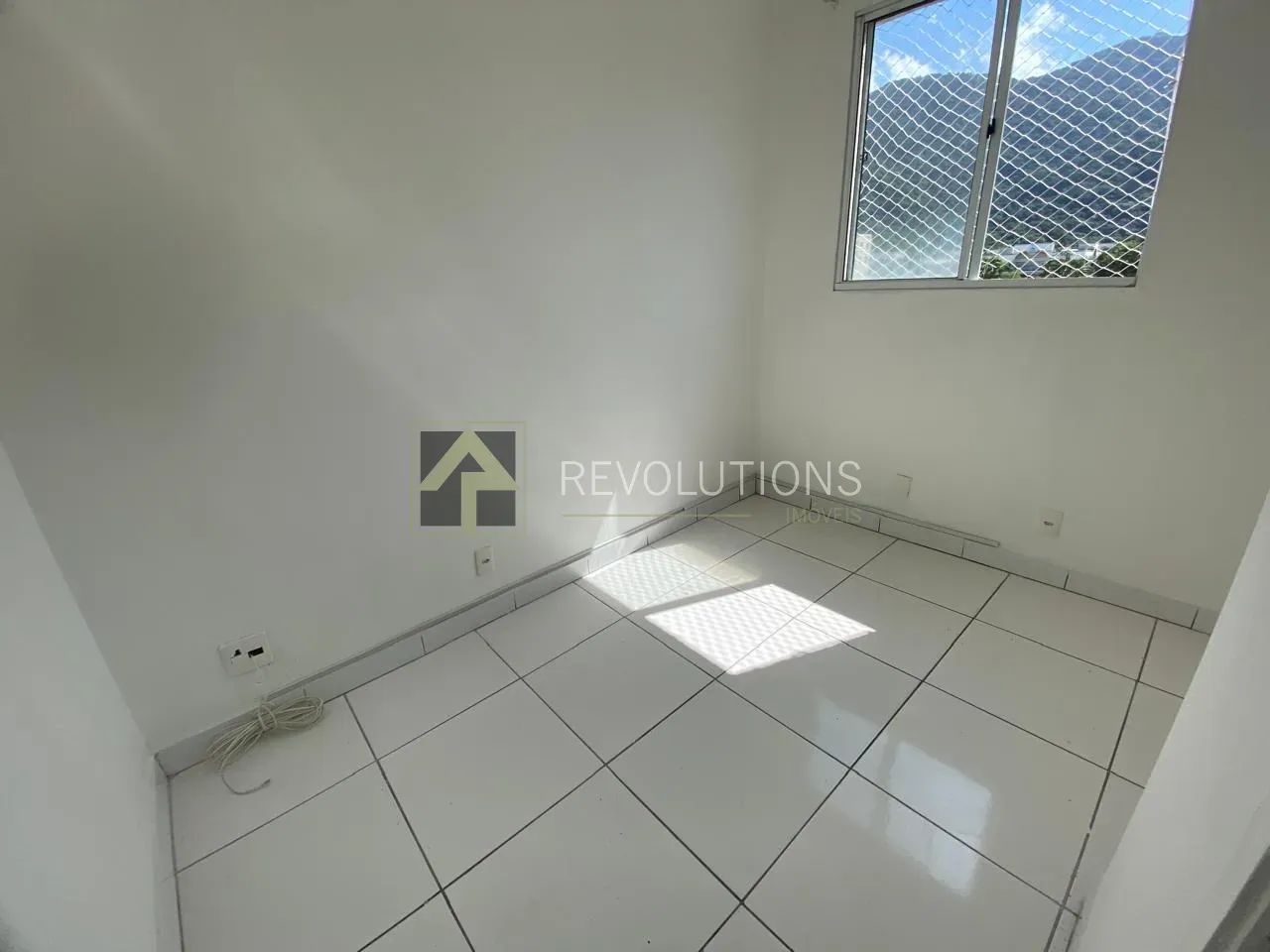 Apartment with 3 bedrooms and 1 bathroom — photo 21