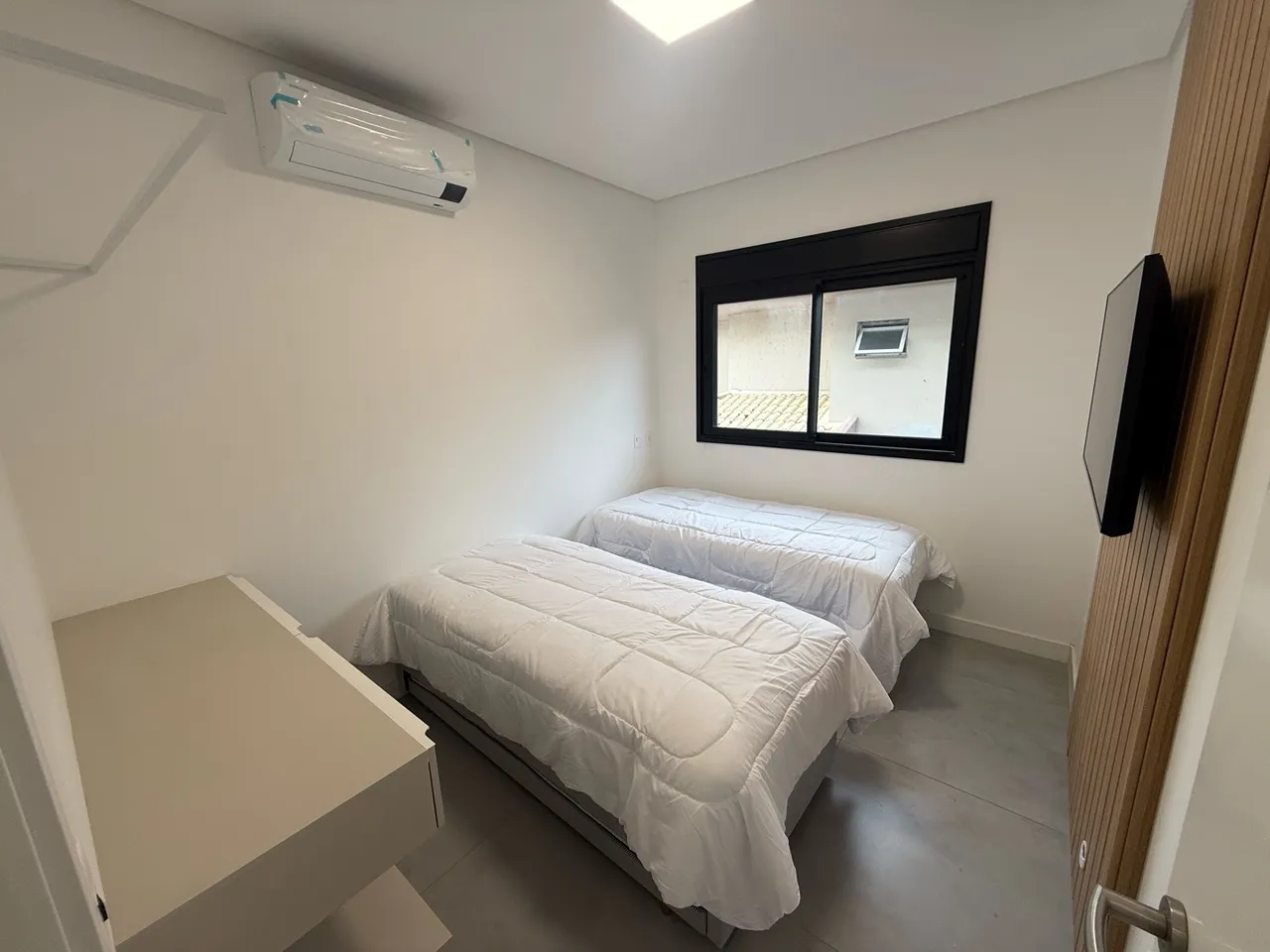 Furnished apartment, 78 m², with a home office — photo 3